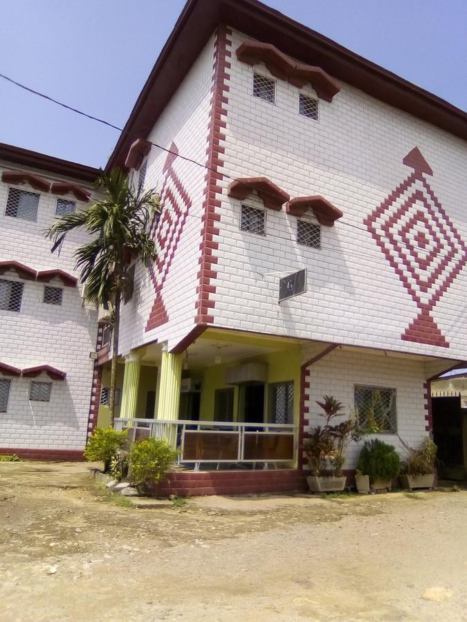 Hotel Kdv Bonaberi Экстерьер фото