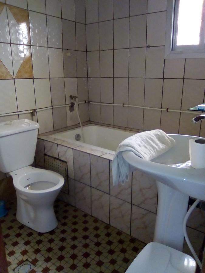 Hotel Kdv Bonaberi Экстерьер фото