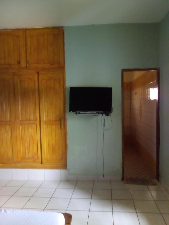 Hotel Kdv Bonaberi Экстерьер фото
